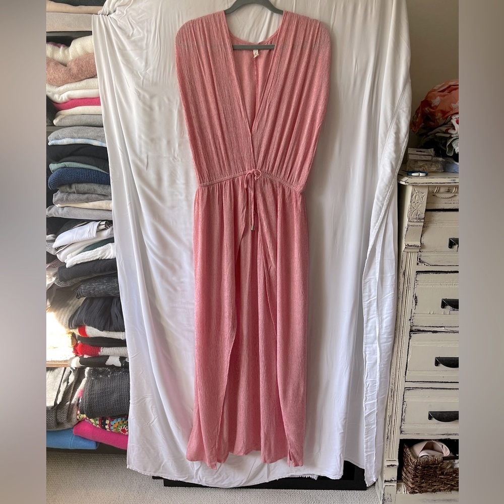 Beach or pool cover up